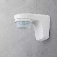 o29353v3_theLuxa_S150180_WH_nnPI